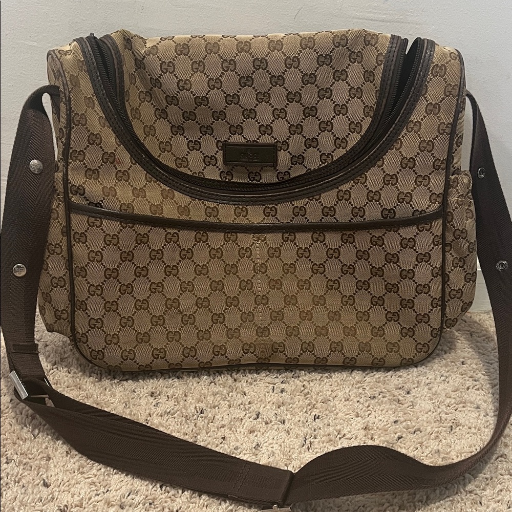 Gucci Beige and Brown GG Baby Bag - Picture 1 of 8